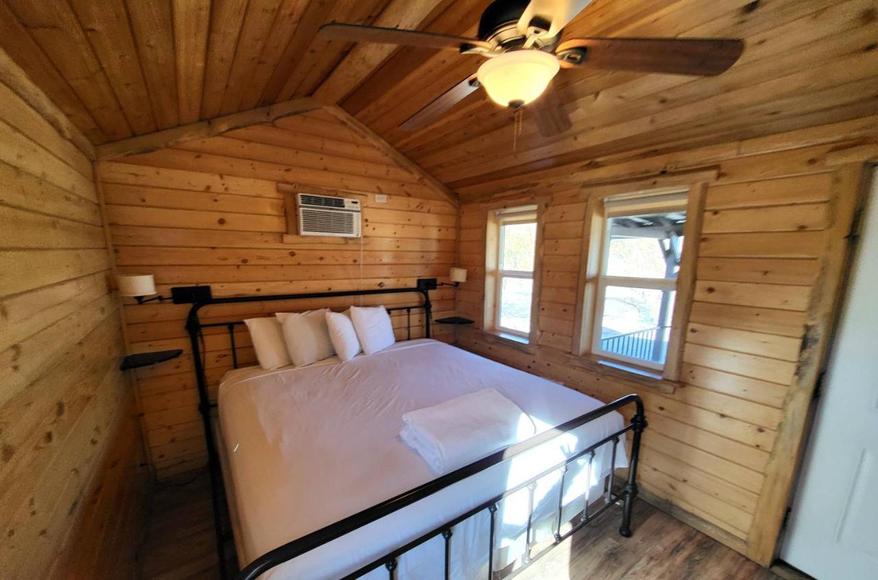 Panamint Springs Motel & Tents Экстерьер фото