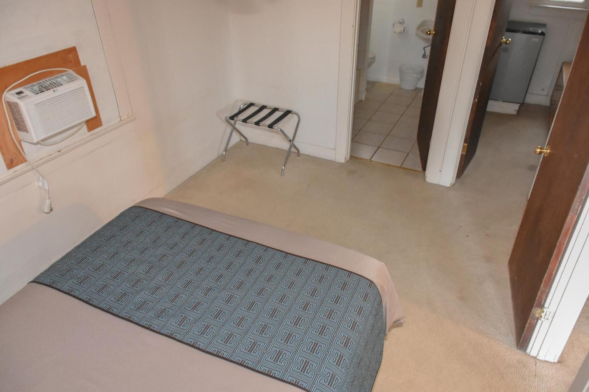 Panamint Springs Motel & Tents Экстерьер фото
