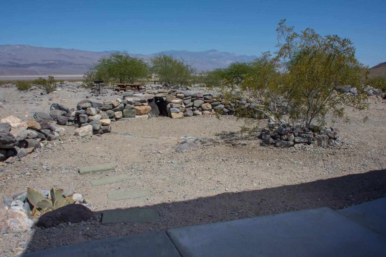 Panamint Springs Motel & Tents Экстерьер фото