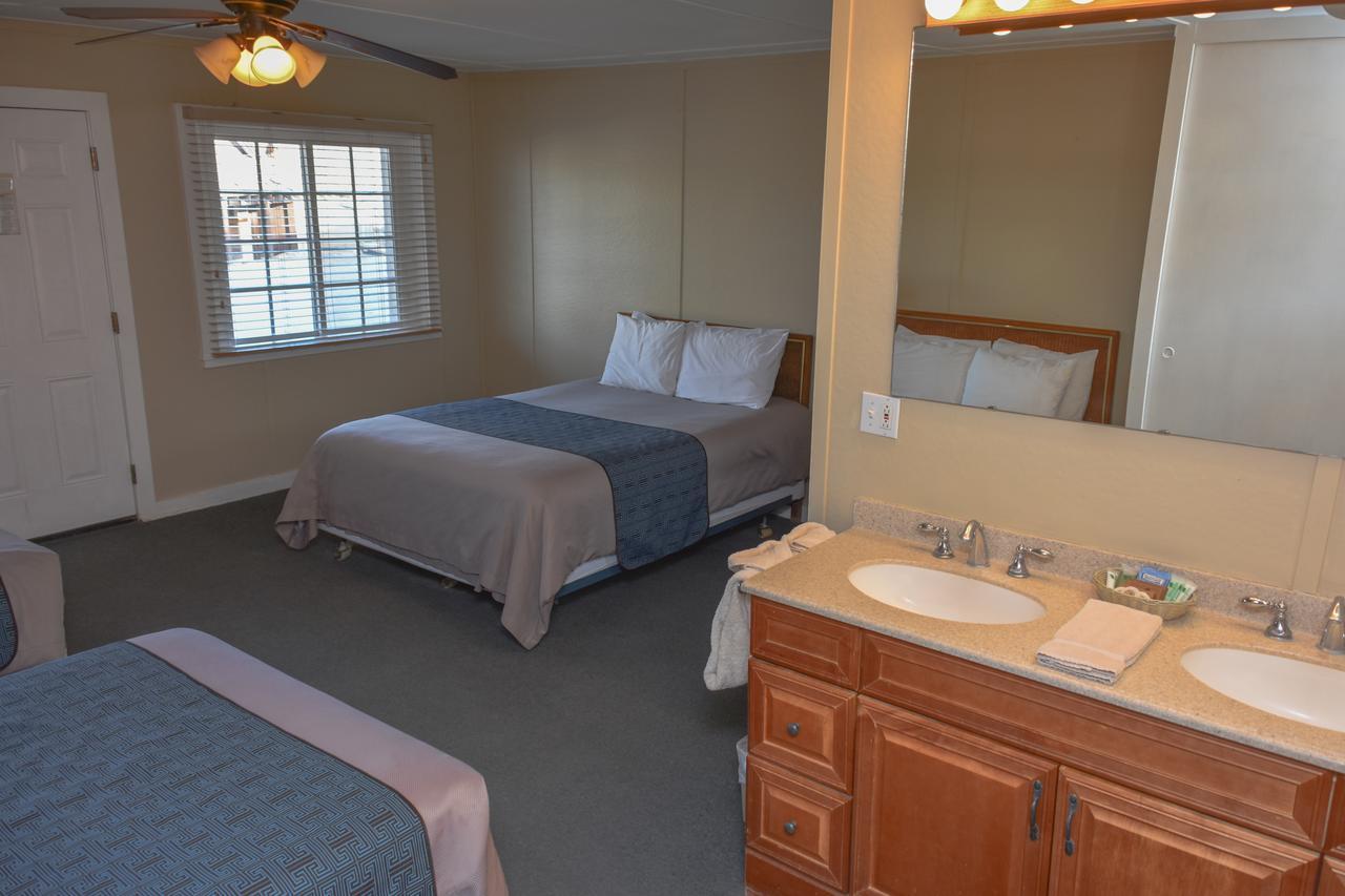 Panamint Springs Motel & Tents Экстерьер фото